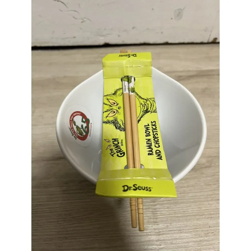 Dr. Seuss The Grinch 20oz Ramen Noodle Bowl‎ With 6in Chopsticks Christmas